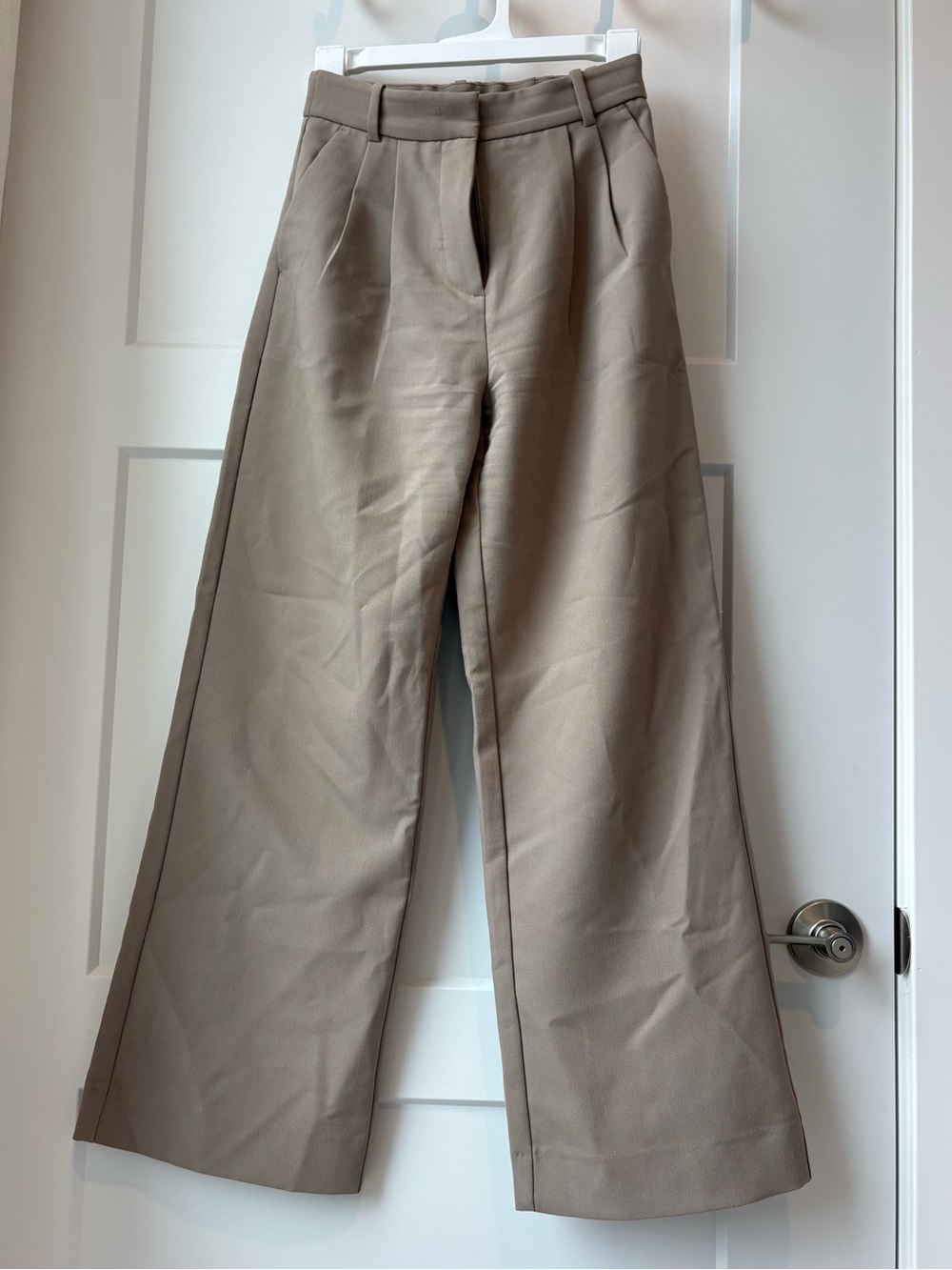 Abercrombie & Fitch Sloane Tailored Wide Leg Pant - Taupe